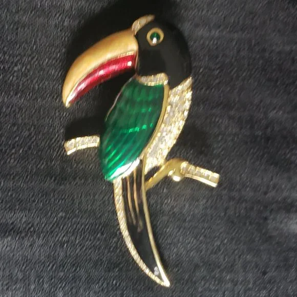 Large Enameled Rhinestone Crystal Toucan Brooch - Picture 2 of 8